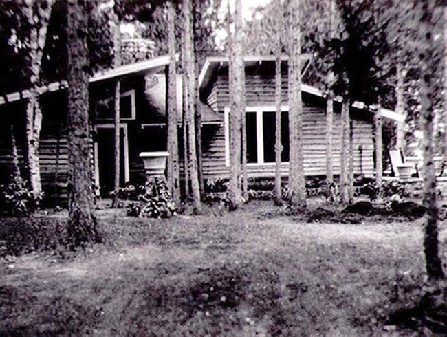 Bathelor's Cabin